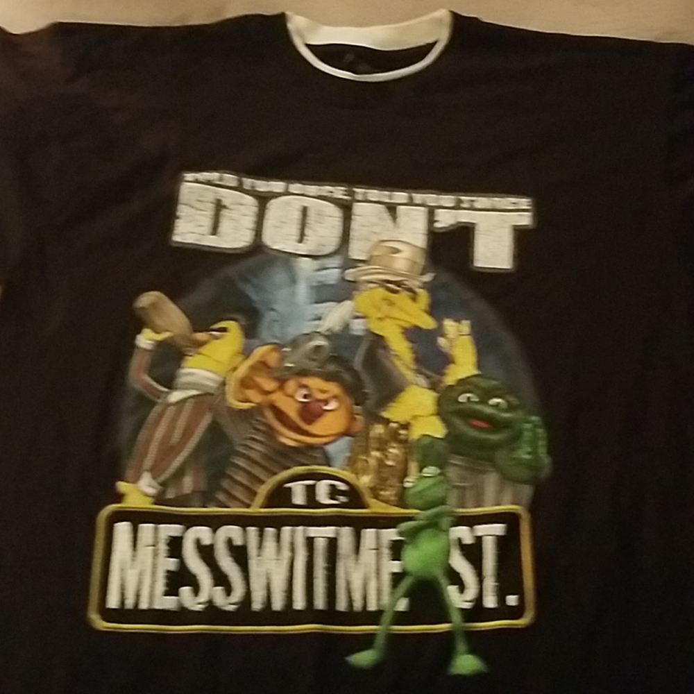 Mens t shirt